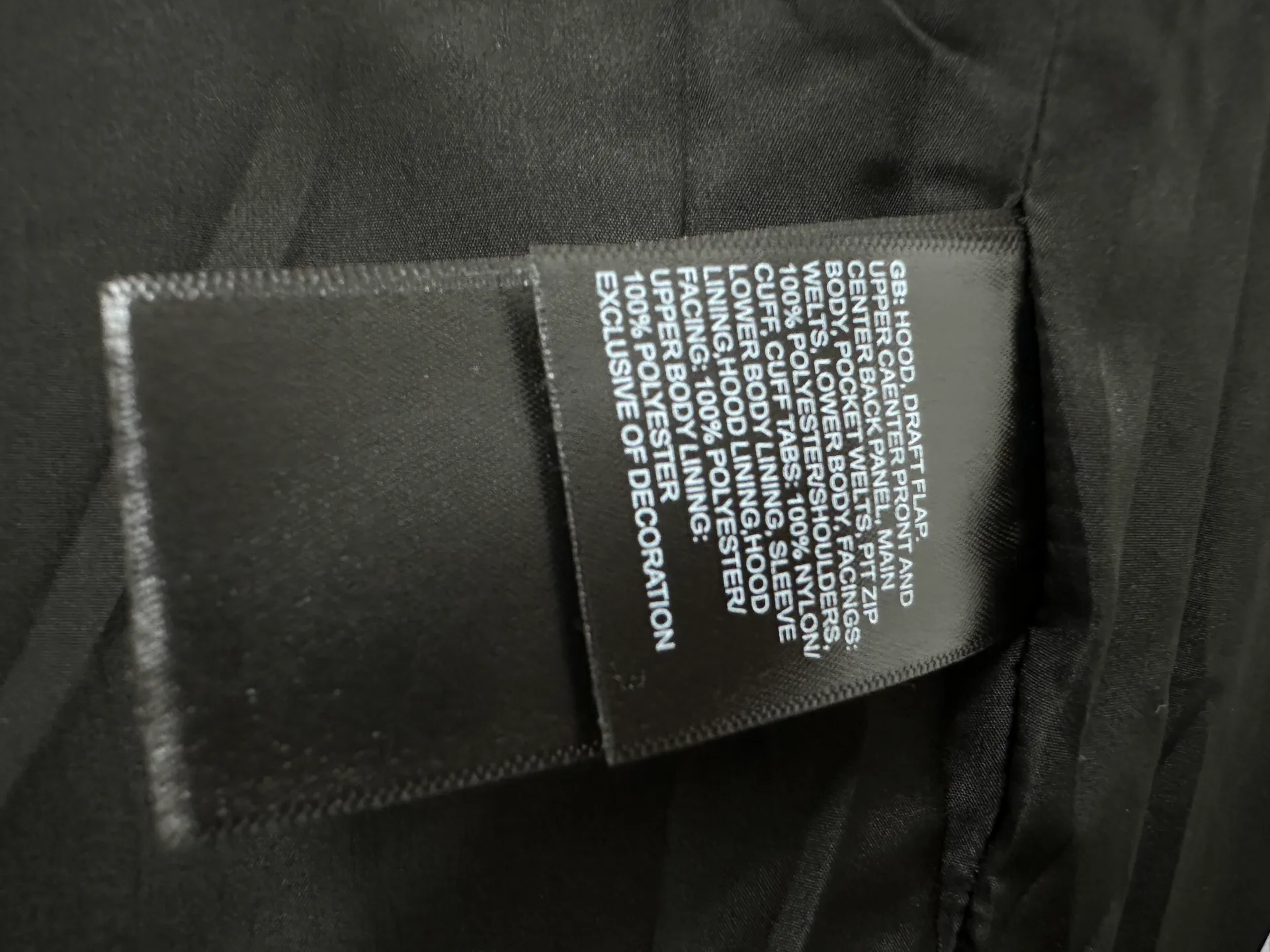 【The North Face】 1990Classic # ZP 。 ZP， 。 ✅ ISO 90（ISO 4） ✅ Gore-tex Breathable ， 。 ✅ ZP。 ， ， ✅ YKK ， 10 ， 。 ， ✅ 1990 MJ TNF 。 GT ， ， 。 ✅GT 。 ✅ 1996 ‼️ Size:XS-2XL